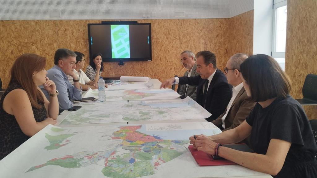 Reunión entre los ayuntamientos de Alicante y Elche