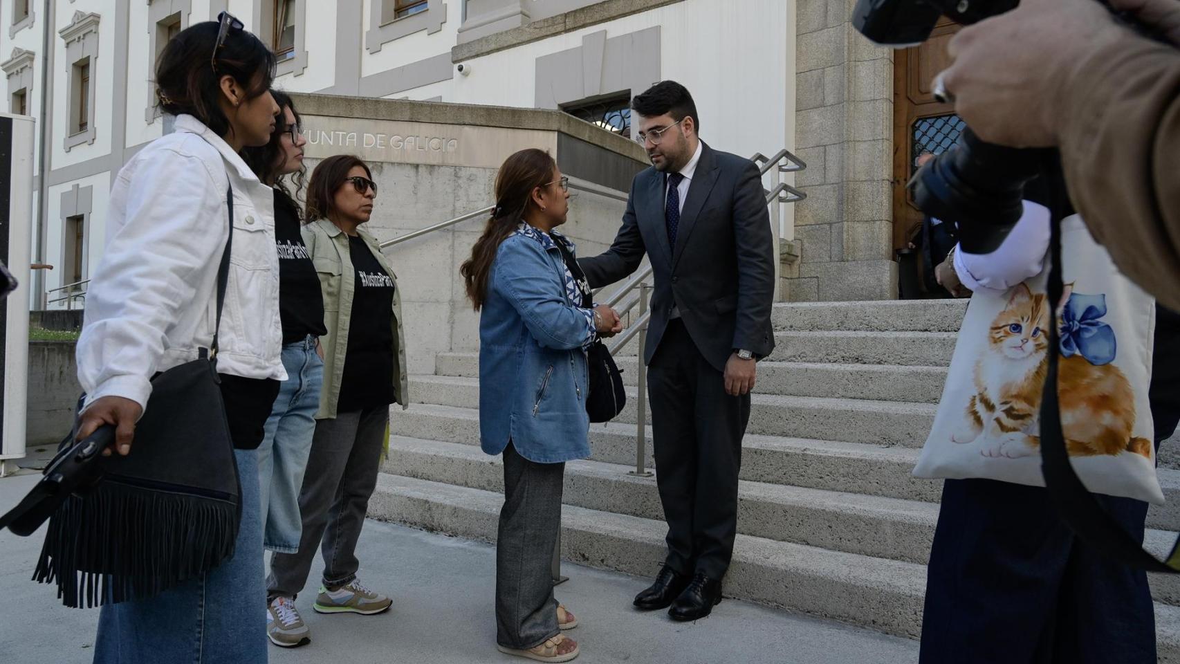 La madre de Yoel Quispe durante el primer día del juicio por el apuñalamiento mortal a su hijo