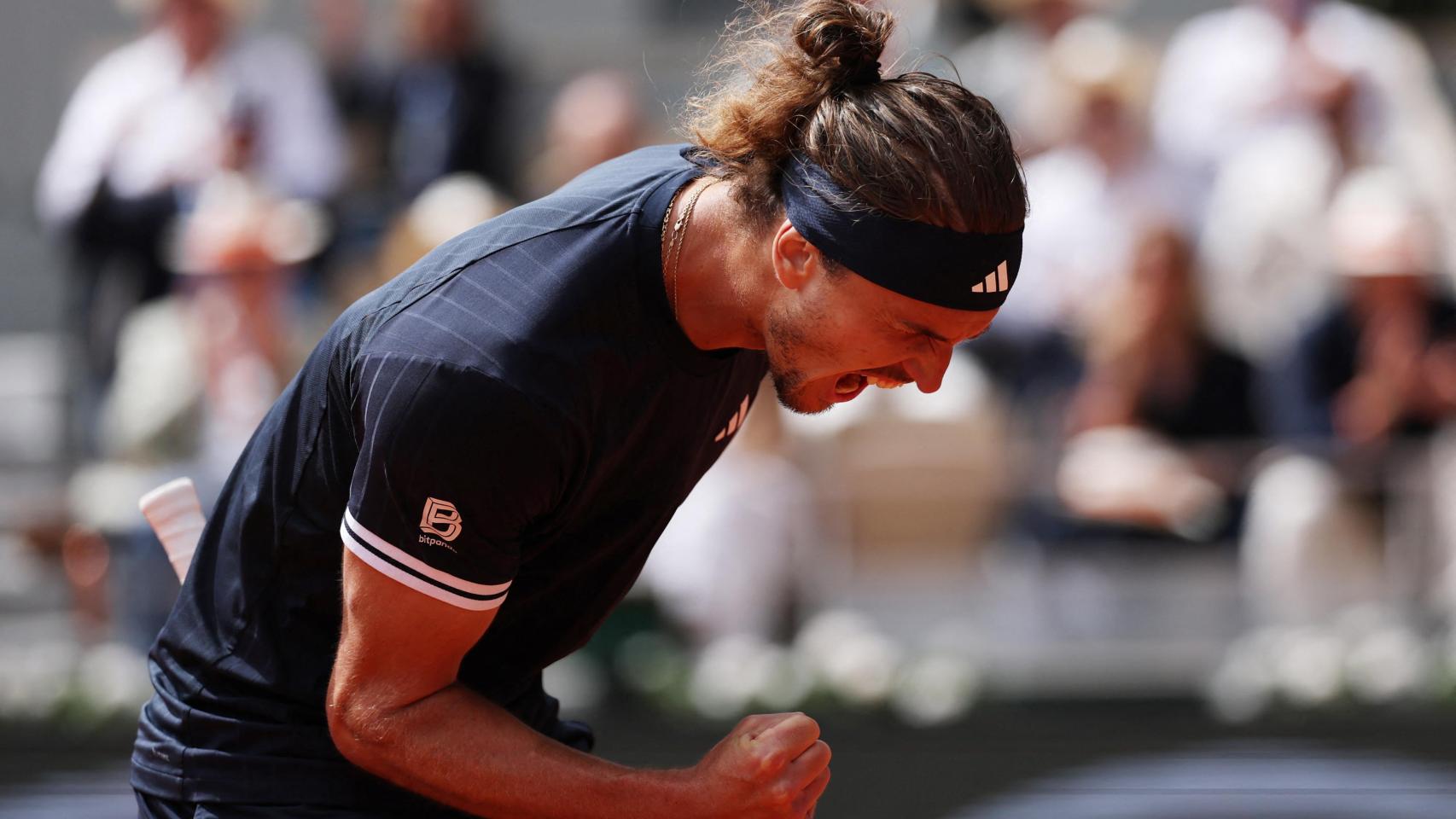 Zverev celebra un juego durante el partido ante Mensik.