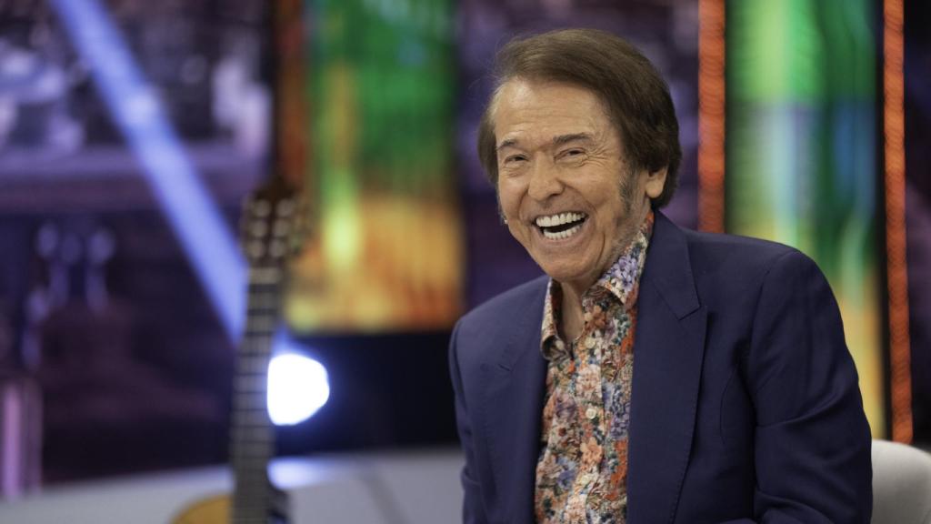 Raphael, en el rodaje de 'El Hormiguero'.