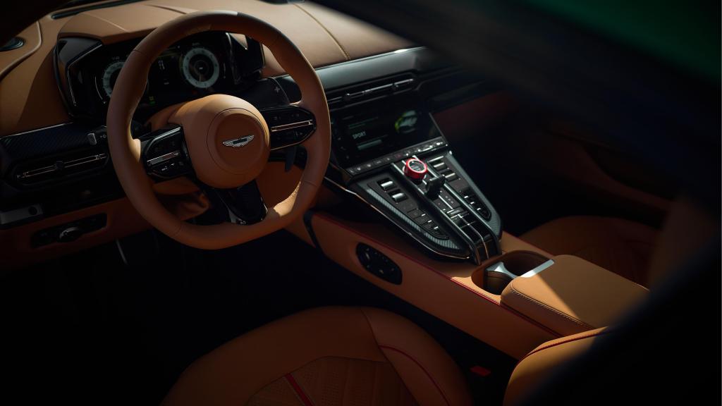 Puesto de conducción del Aston Martin Vantage S.