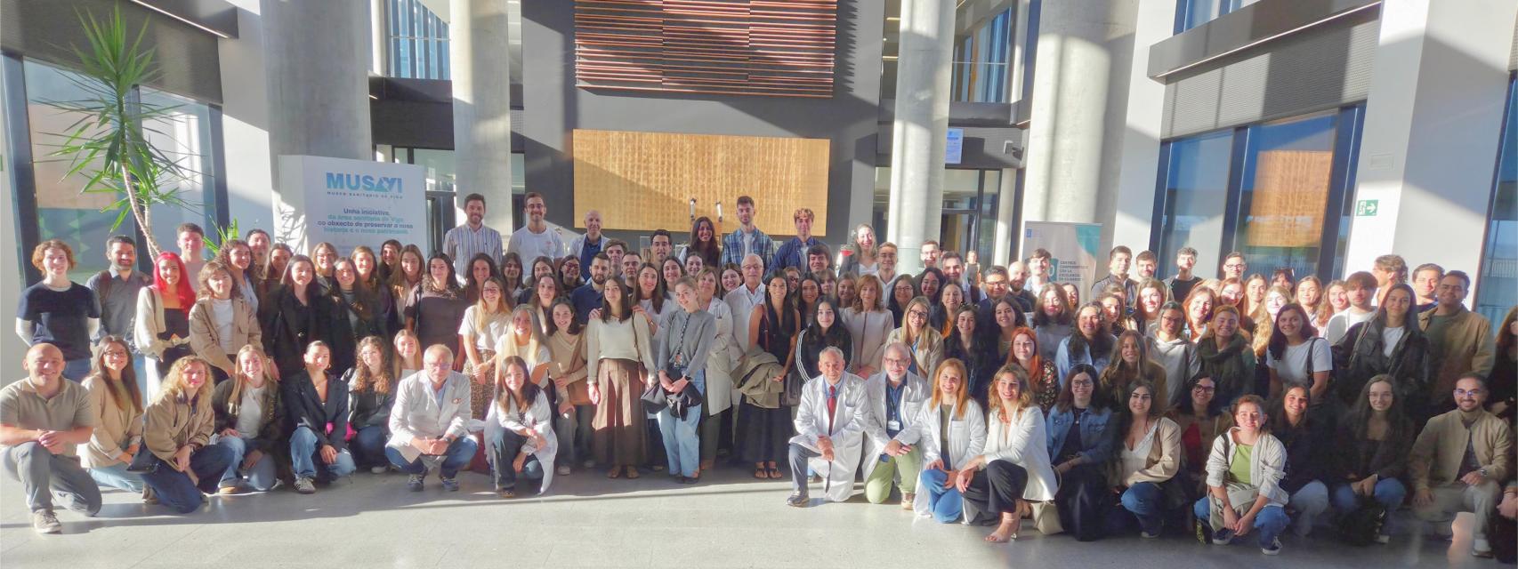 Vigo recibe a los residentes de su área sanitaria. 