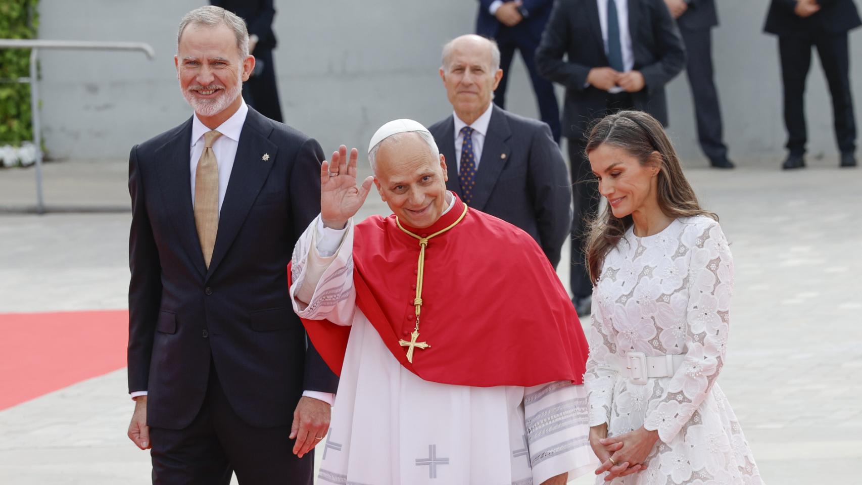 Los reyes Felipe VI y Letizia, en su encuentro con el Papa León XIV en Madrid.