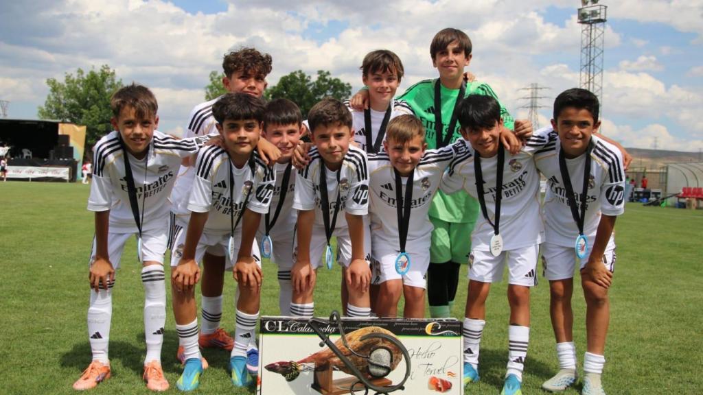 El Real Madrid conquista la Jamón Cup tras golear al Valencia en Calamocha