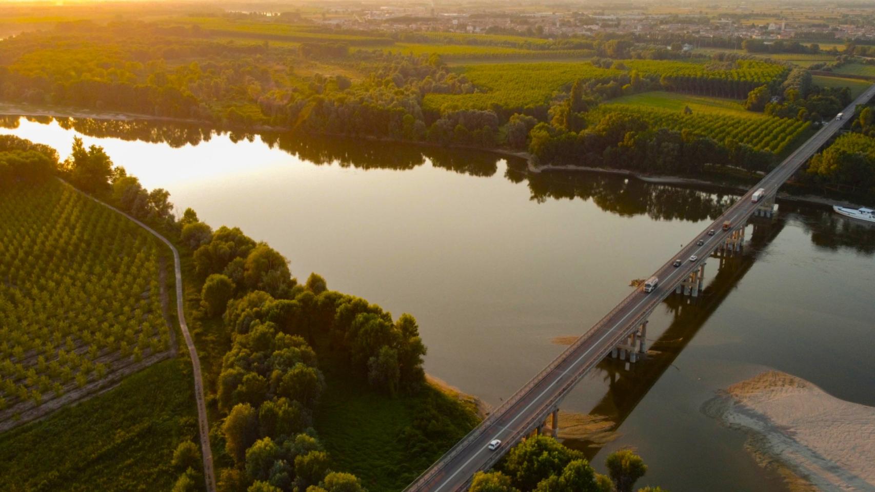 Italia recoge el modelo español de agua regenerada para salvar la agricultura del Po.
