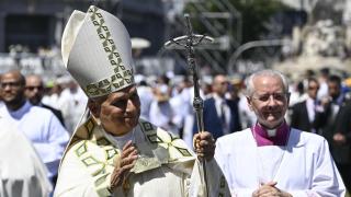 El Papa León XIV, este domingo durante la Misa de Corpus Christi celebrada en Cibeles.