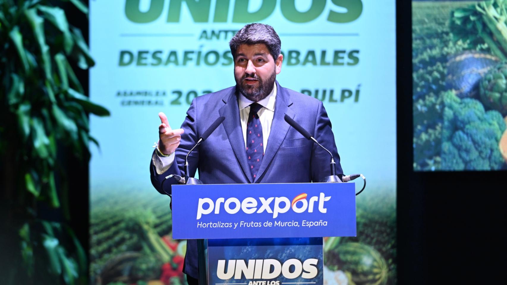 Fernando López Miras, durante su intervención en la asamblea general de Proexport 2026, celebrada bajo el lema “Unidos ante los desafíos globales”.