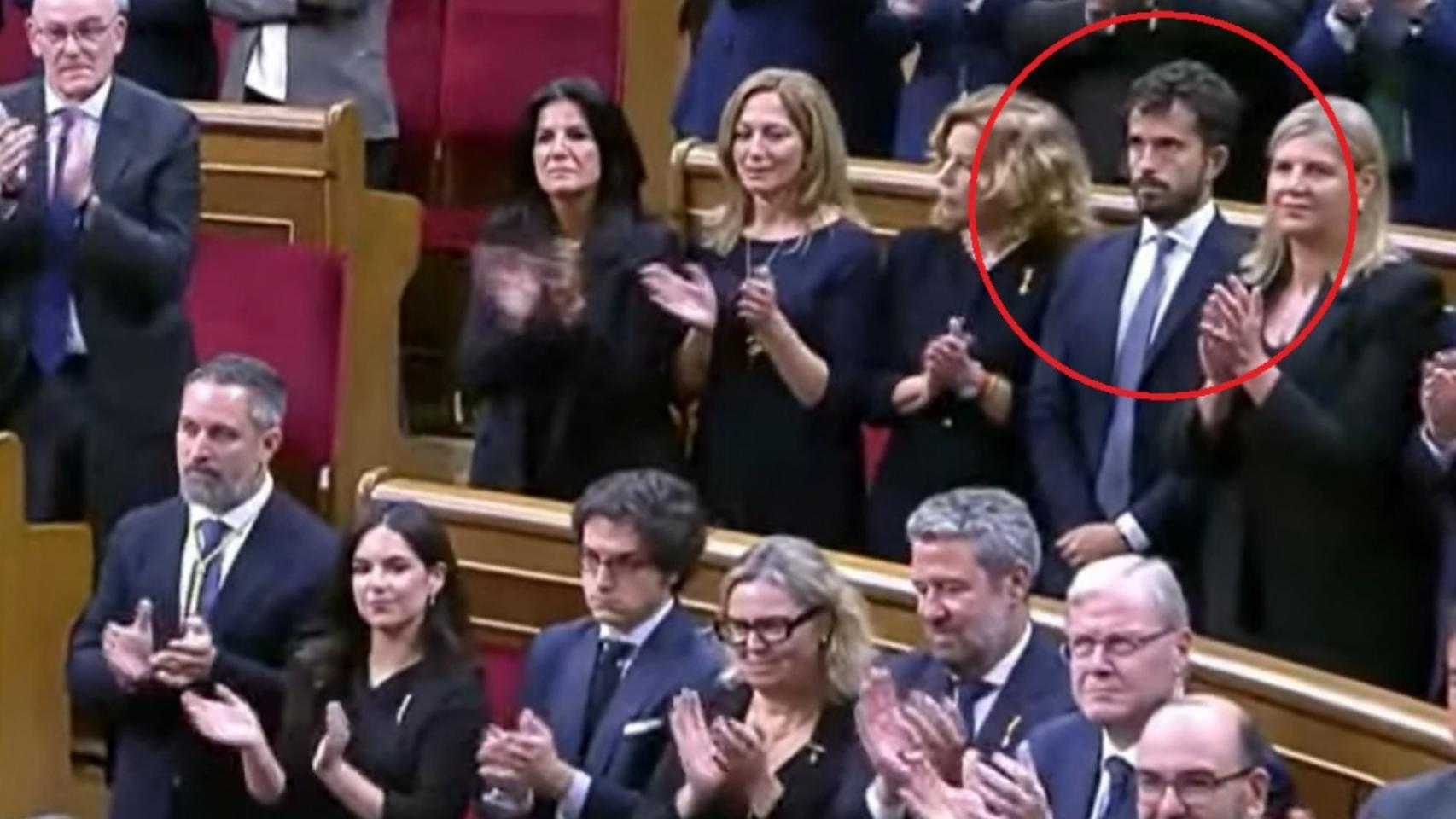 Carlos H. Quero, dipitado de Vox por Málaga, durante los minutos del aplauso unánime al Papa León XIV.