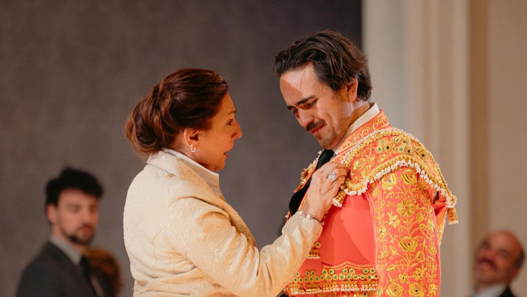 Un momento del ensayo de 'El gato montés'. Foto: Gemma Escribano / Teatro de la Zarzuela