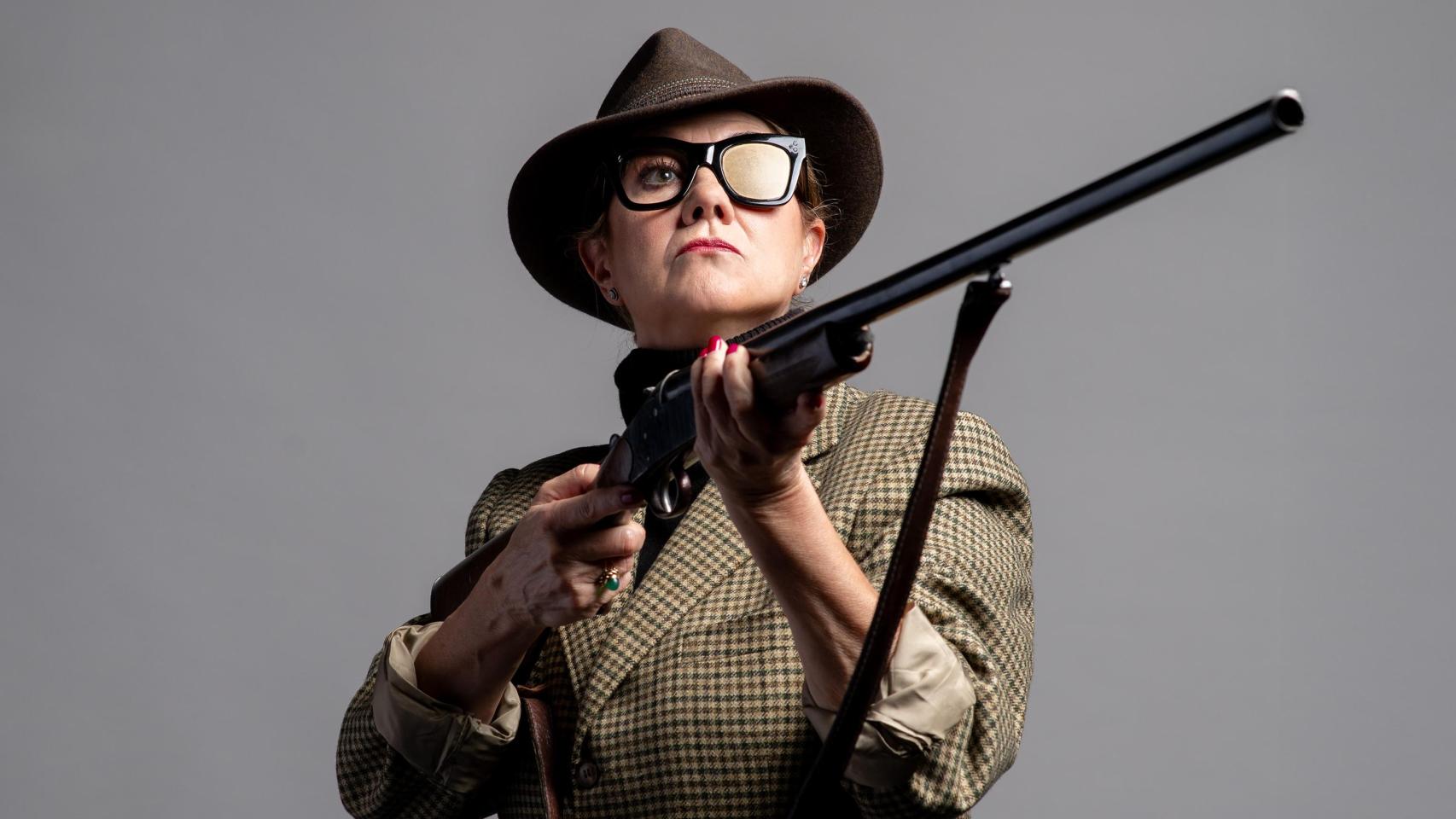 Luisa Martín interpreta a Chus, la mujer del hijo del marqués en la versión teatral de 'La escopeta nacional'. Foto: Javier Naval