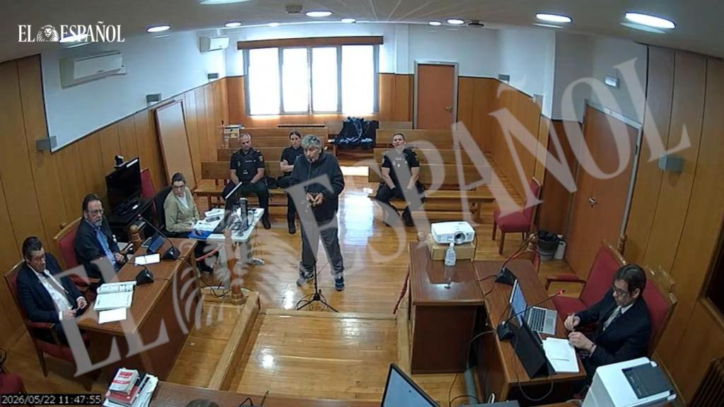 Fernando S. S., de 53 años, conocido como 'Nando El Gitano', confesando el 'crimen del cantaor' en los Juzgados de Villanueva de la Serena.