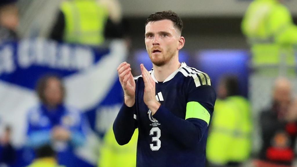 Andy Robertson, durante un partido con la selección de Escocia.