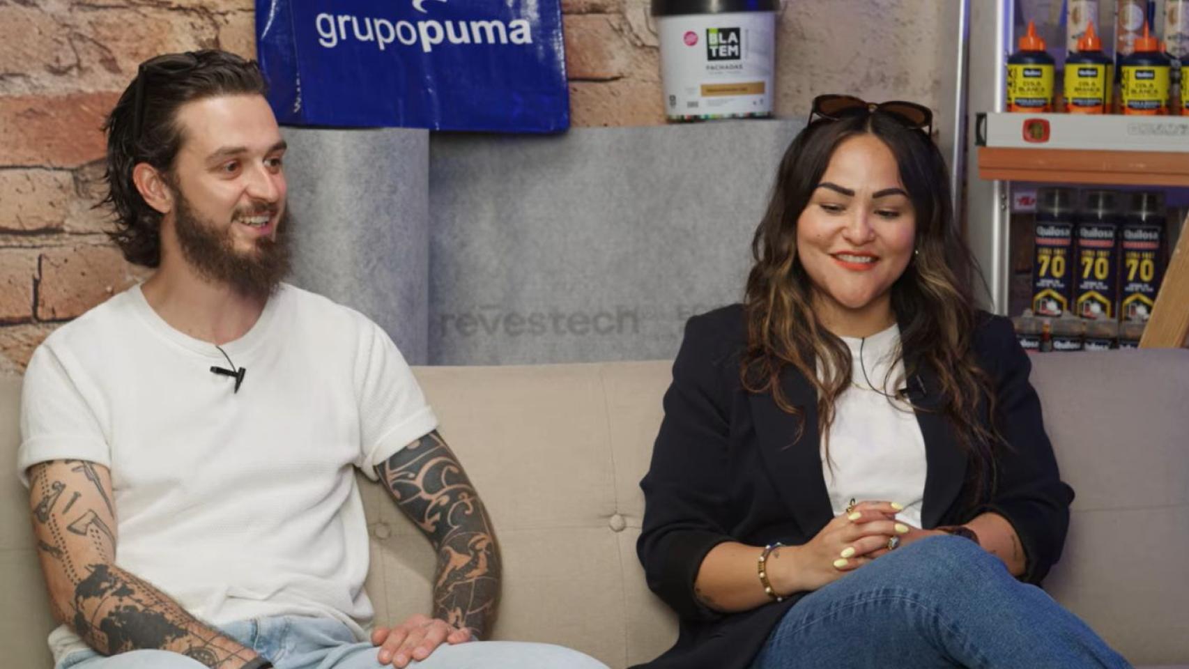 Rubén y Daniela, dueños de un taller de carpintería.