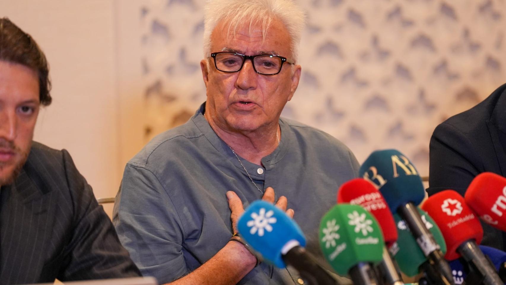 José Antonio Molino, el abuelo paterno de la bebé. 