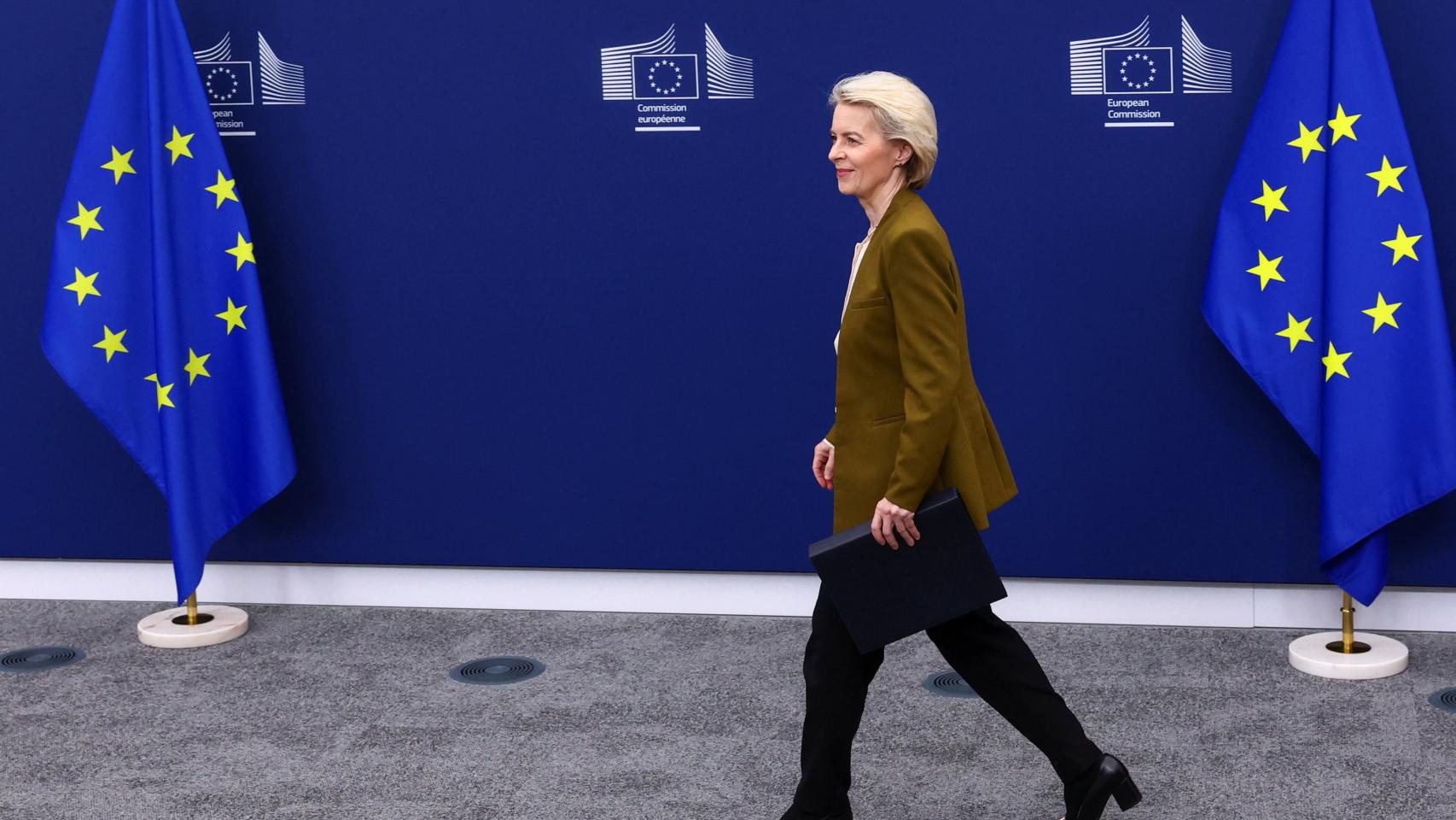 La presidenta de la Comisión, Ursula von der Leyen, durante la comparecencia de este martes