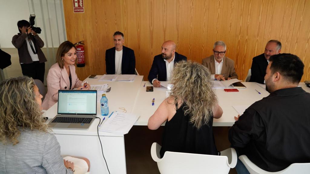 Reunión, este lunes, de los ayuntamientos del área coruñesa con la directora xeral de Mobilidade.