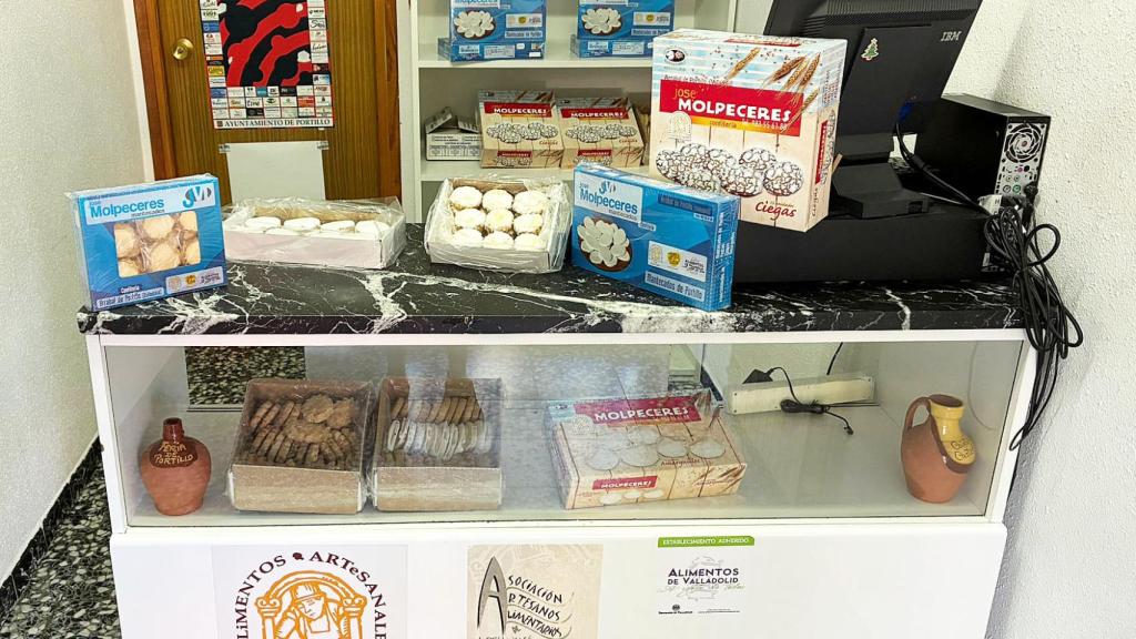 Productos de la Confitería Mantecados Molpeceres en Arrabal de Portillo.