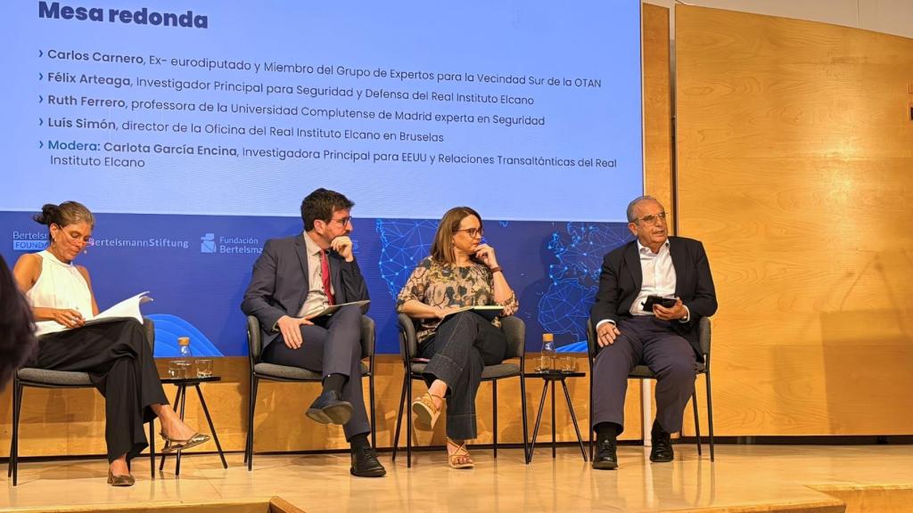 Mesa redonda.jpg