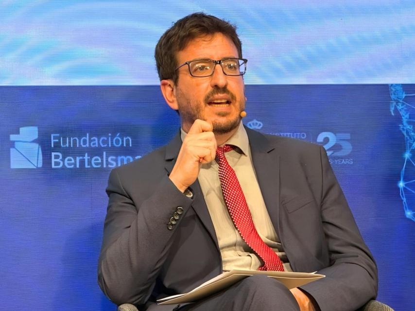 Luis Simón.jpg