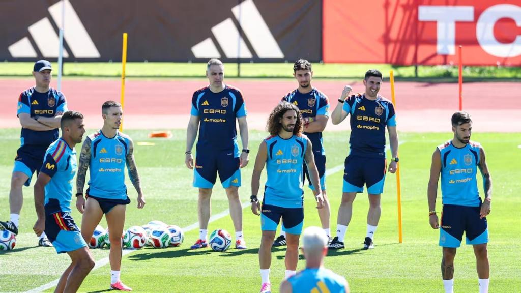 Los jugadores españoles se entrenan para preparar el Mundial.