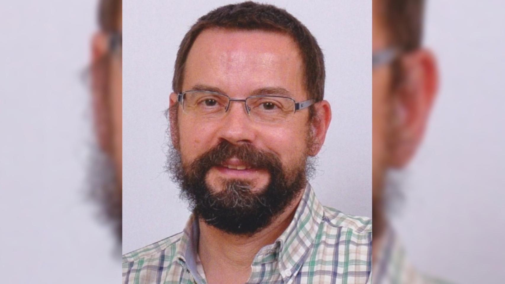 Un excandidato de Más Madrid, condenado a 9 años de prisión por violar a una alumna, que se suicidó antes de la sentencia
