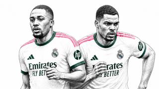 Ibrahima Konaté y Denzel Dumfries