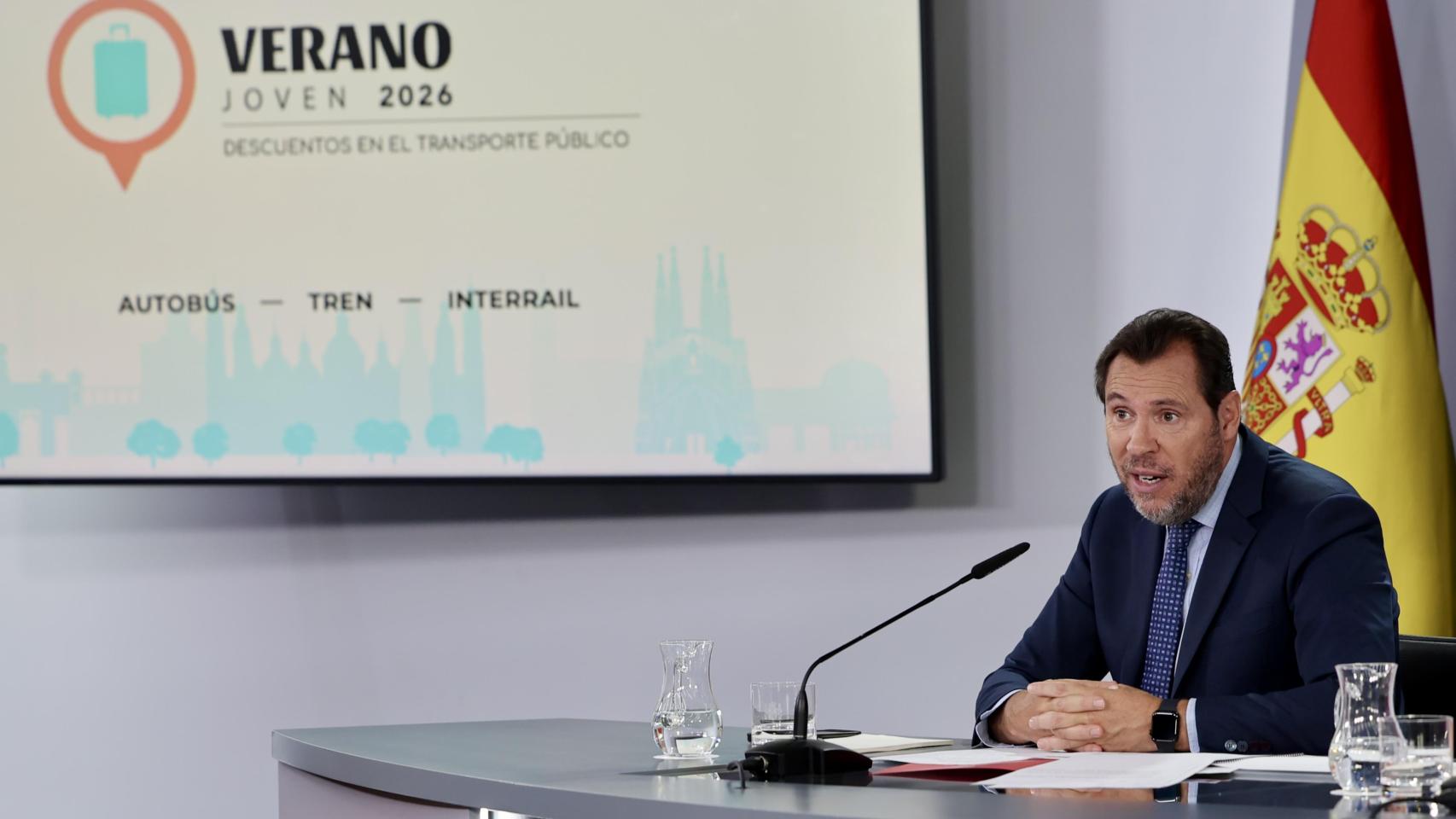 El ministro de Transportes y Movilidad Sostenible, Óscar Puente, durante la presentación del Verano Joven 2026 este pasado martes.