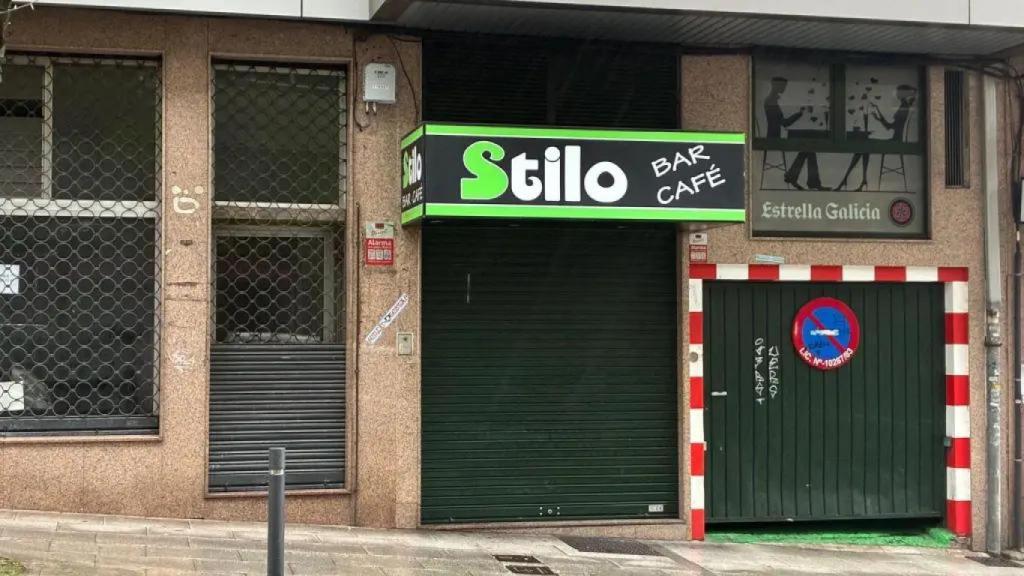 Desde Raigame solicitan el cierre del bar Stilo, en el Ensanche de Santiago