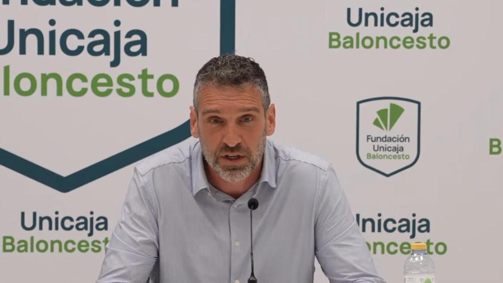 Ibon Navarro durante la rueda de prensa de despedida como entrenador del Unicaja.