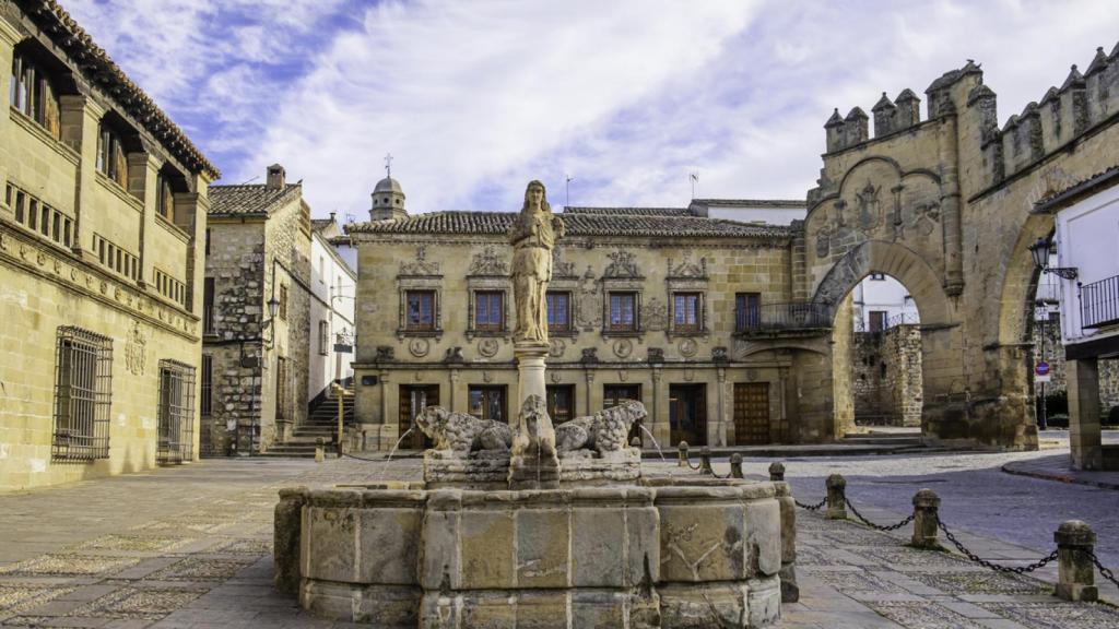 Plaza del Pópulo de Baeza.