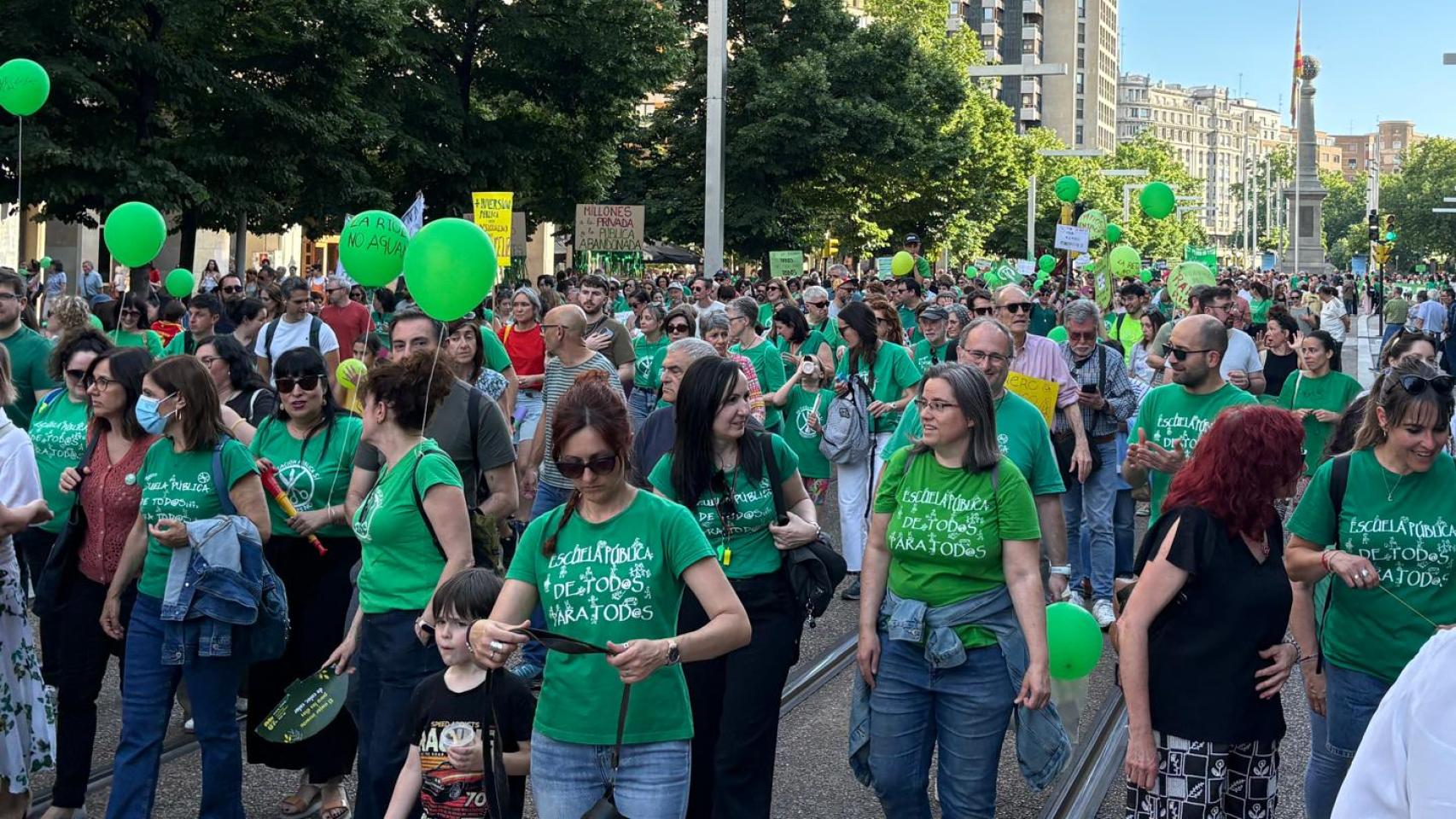 Imagen de la última manifestación por la escuela pública en Zaragoza