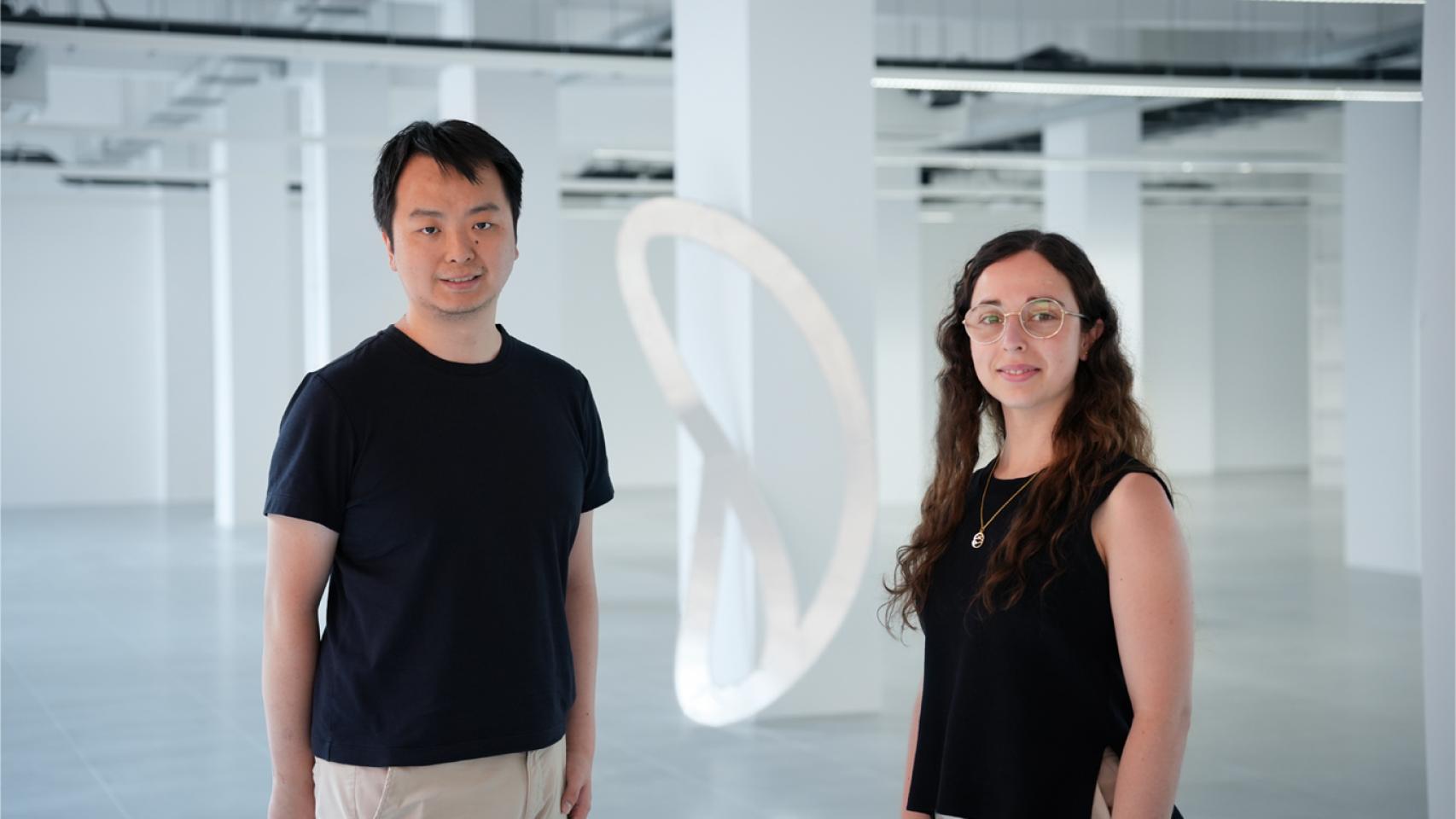 Jiaqiang Ye Zhu y Carla Gómez Cano, fundadores de Theker.