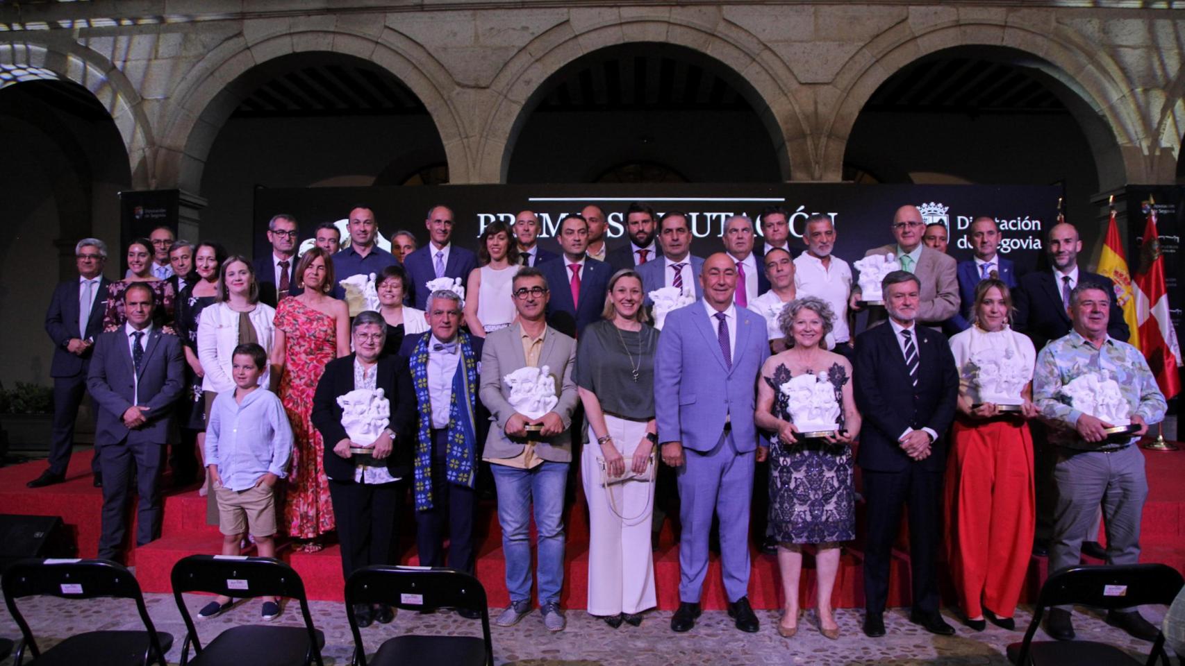 Foto de familia de los Premios Diputación de Segovia 2025