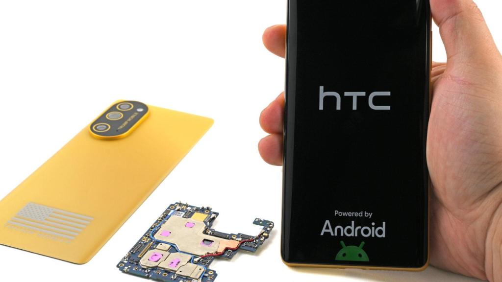 Trump Mobile T1 con la placa del HTC U24 funciona sin problemas