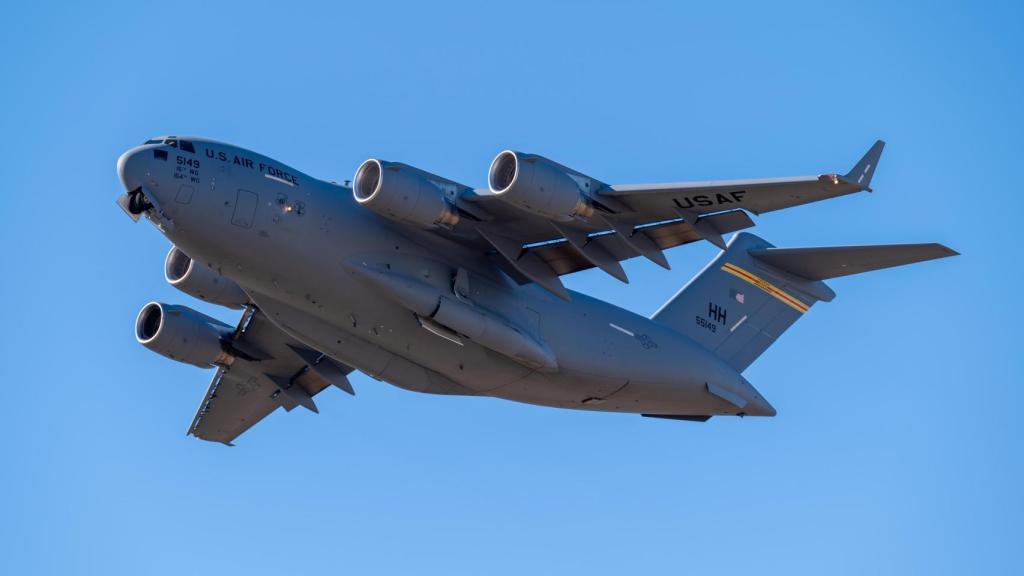 Avión C-17 Globemaster III de EEUU en vuelo