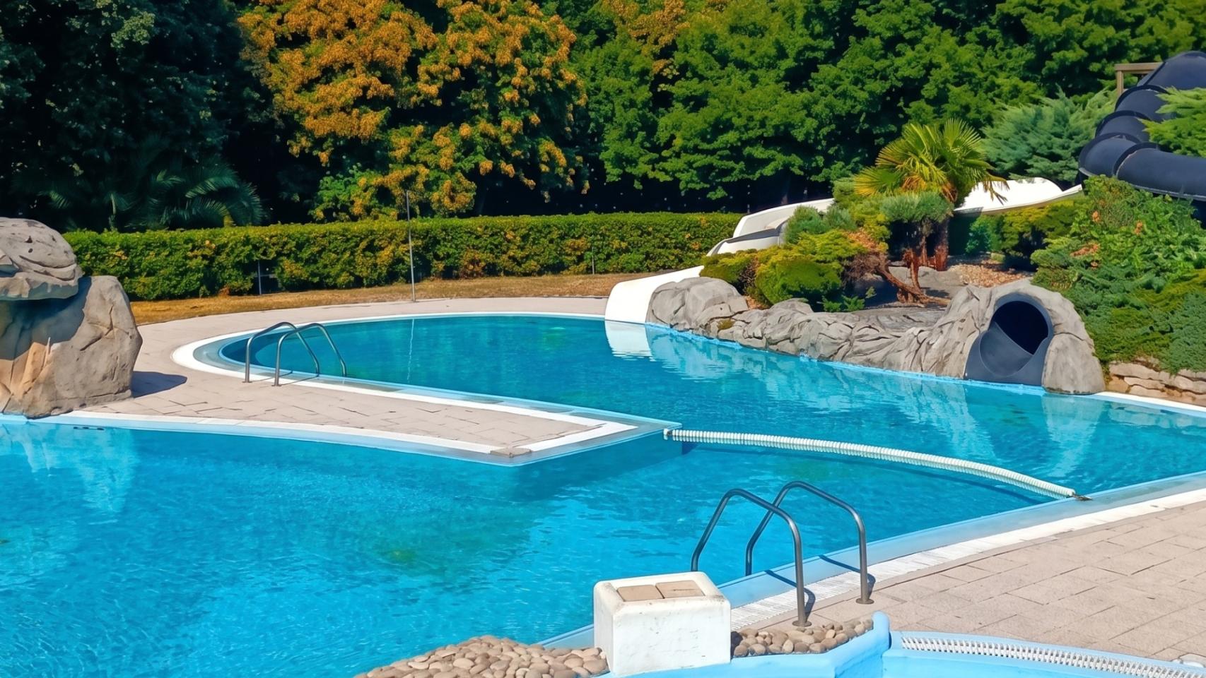 Piscina de Antas de Ulla
