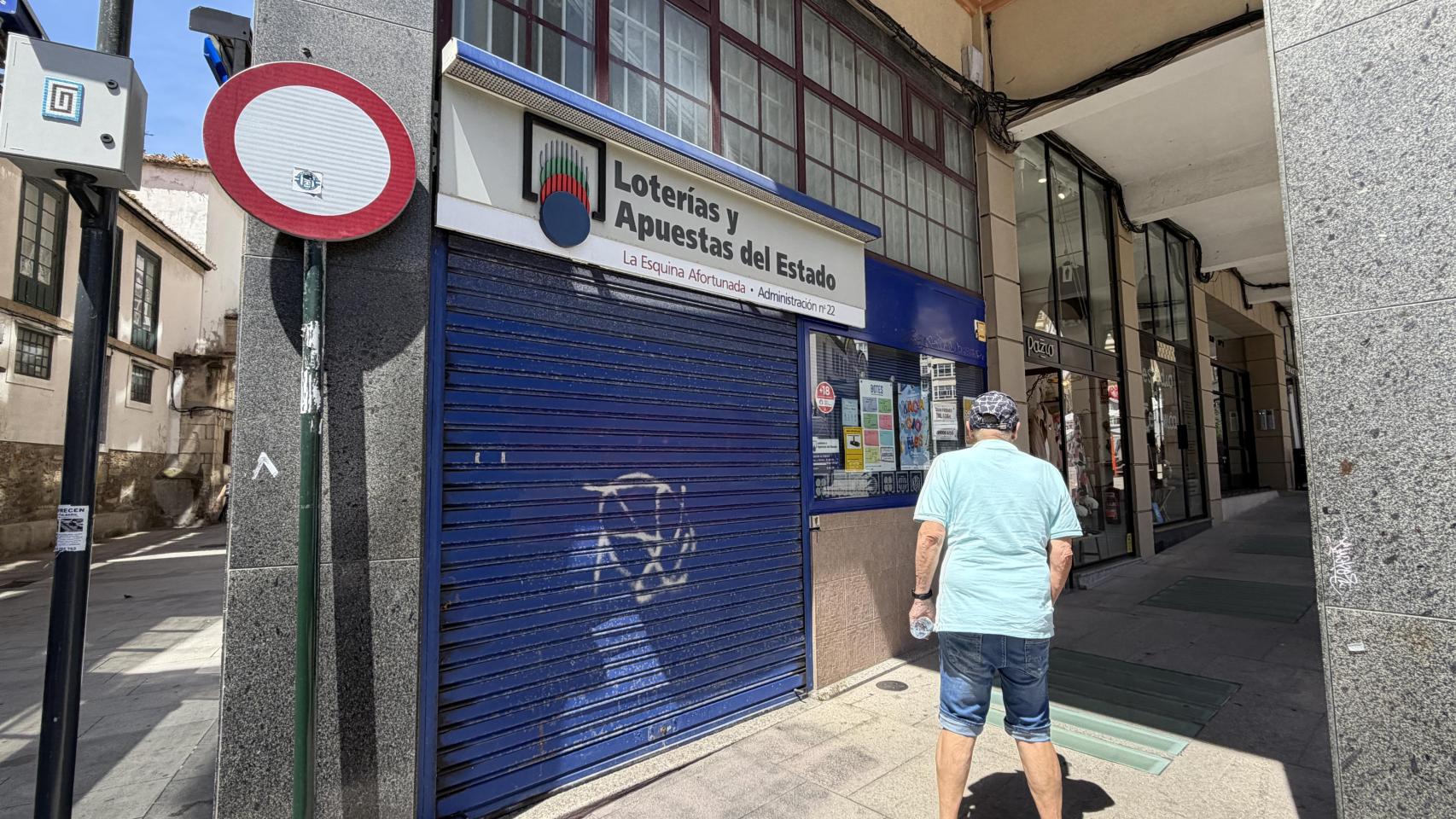 La administración cerrada esta mañana.