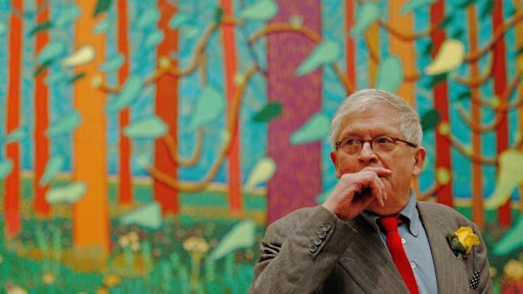  David Hockney frente a su pintura 'The Arrival of Spring in Woldgate, East Yorkshire in 2011' en la Royal Academy of Arts en London. Foto: Reuters.
