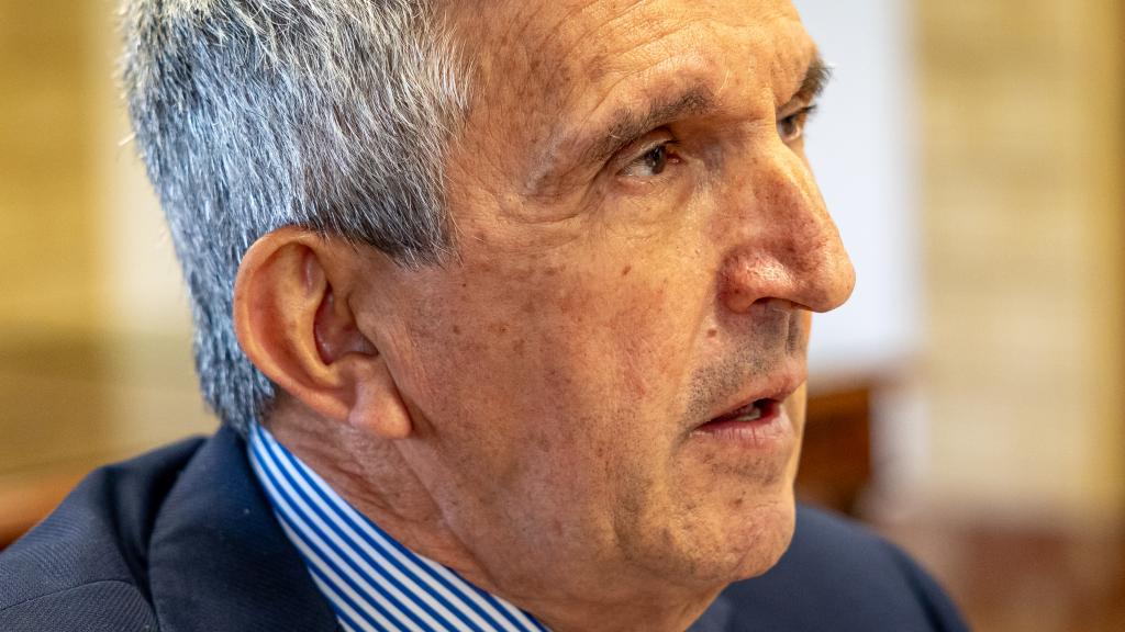 El representante del Ejecutivo central en la región ha defendido la gestión de Sánchez.