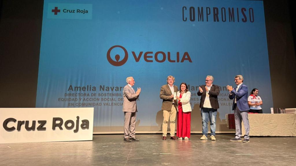 Veolia recibe un reconocimiento en el Día Mundial de Cruz Roja.