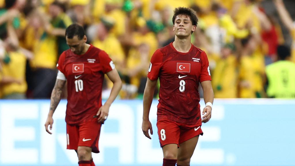 Arda Güler, frustrada tras un gol australiano.