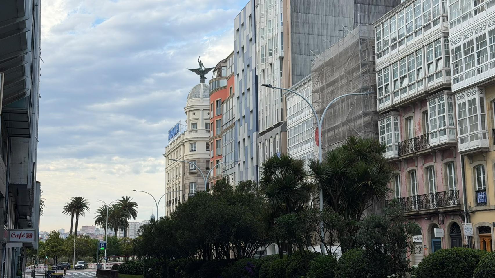 A Coruña amanece este domingo con nubes y temperaturas más suaves tras el intenso calor del sábado