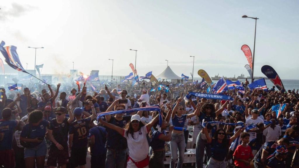 Seguidores de Cabo Verde durante un partido de su selección nacional.