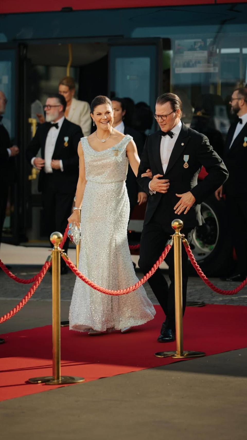 Victoria de Suecia, con su marido, el príncipe Daniel.