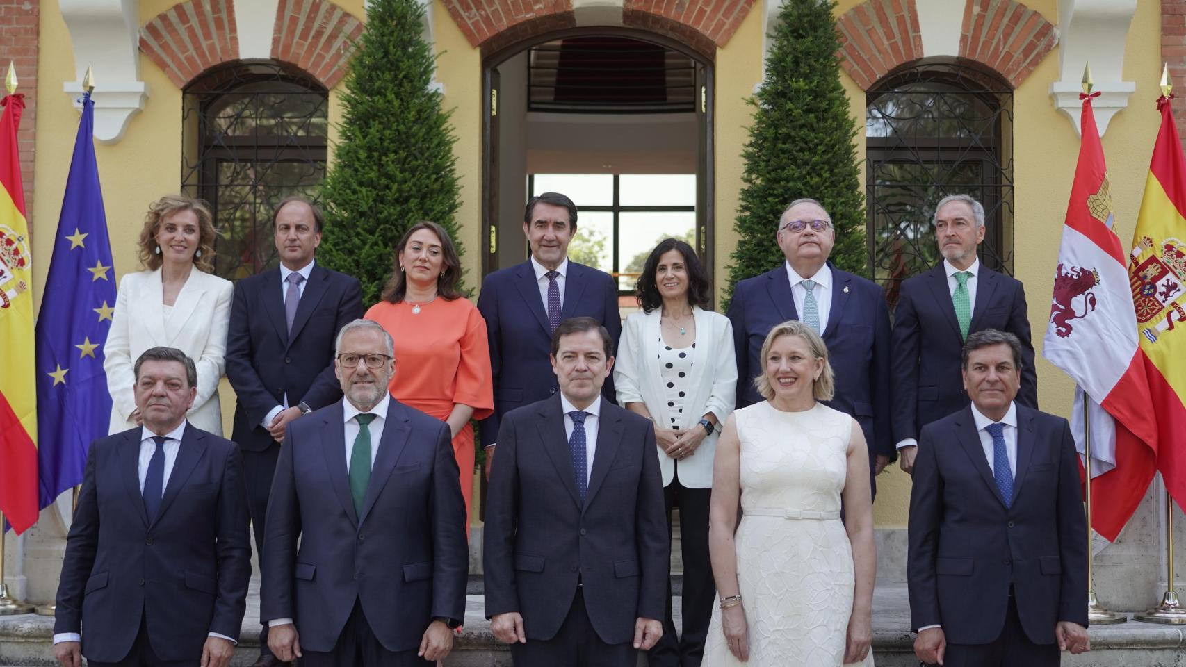 Toma de posesión de los miembros del Gobierno de la XII Legislatura