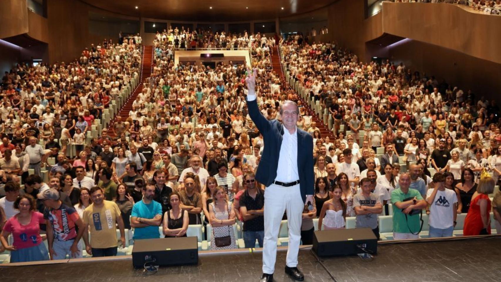 El Concello eleva a 1.015 las becas de 'Vigo en Inglés' con una inversión de 3,28 millones