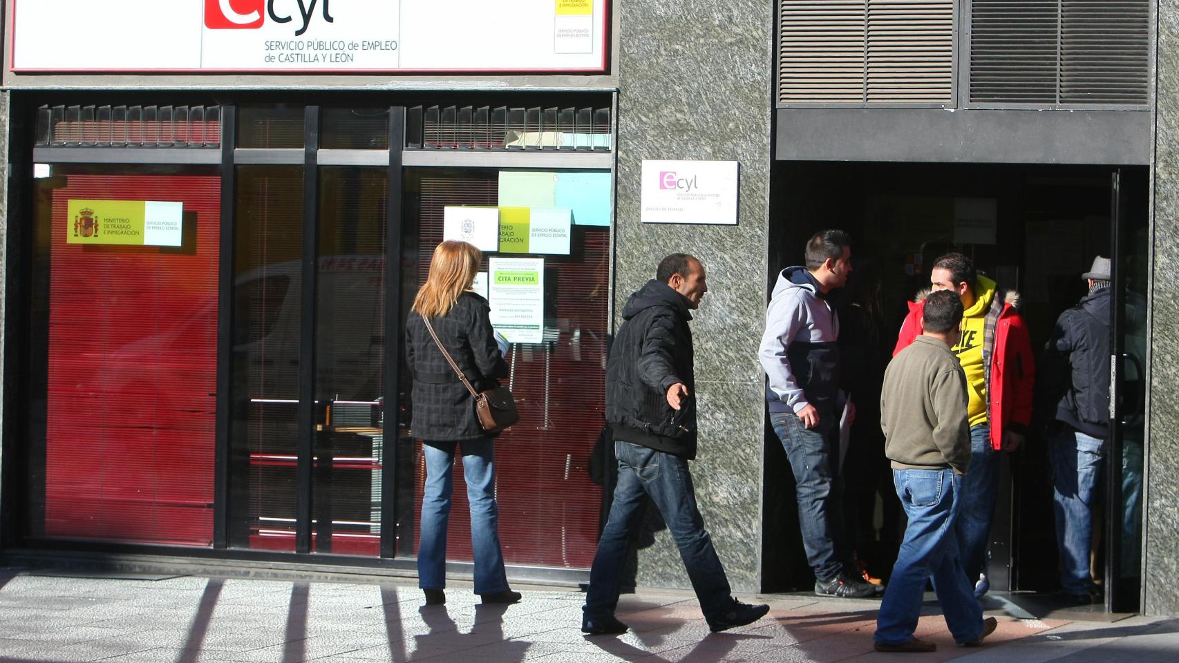 Imagen de una oficina del Ecyl en Ponferrada.