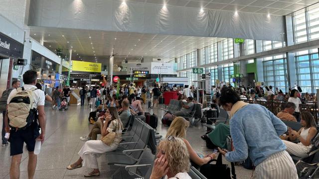 Viajeros en el Aeropuerto de Málaga.