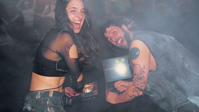 Sandra Delaporte y Sergio Salvi durante una actuación