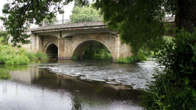 Puente de Sigüeiro, en Oroso.